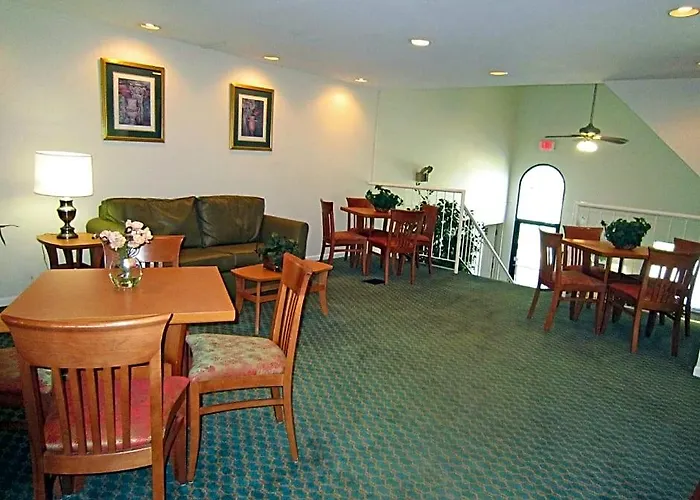 Hotel Suburban East